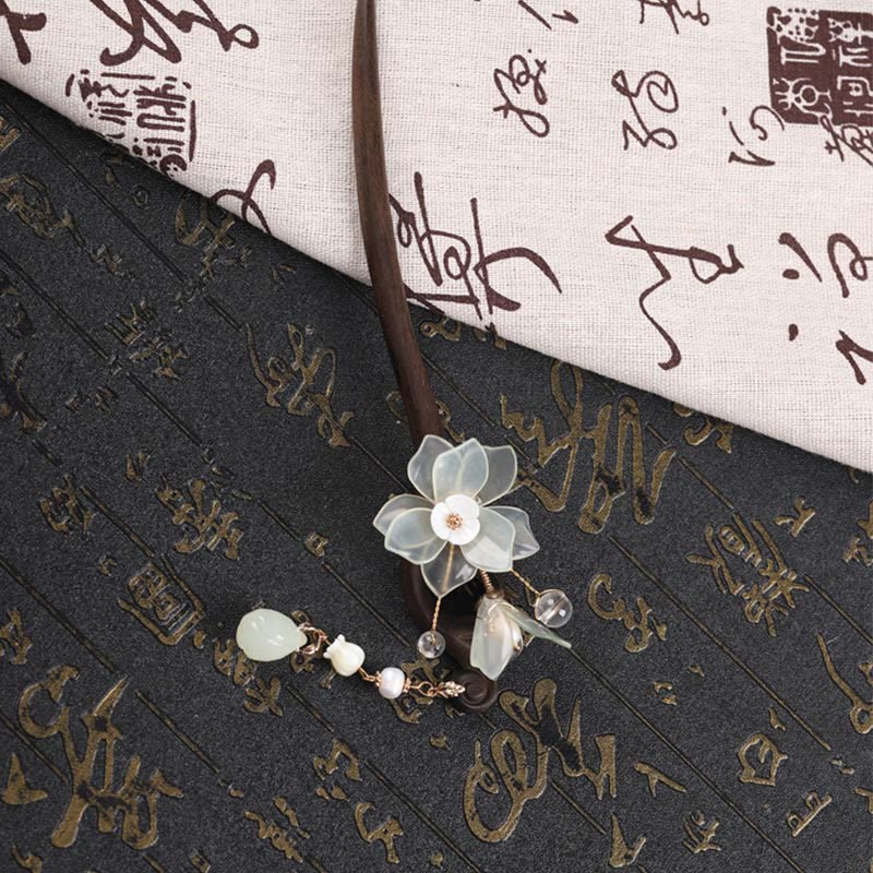 Buddha Stones Ebony Jade Shell Magnolia Tassel Blessing Hairpin